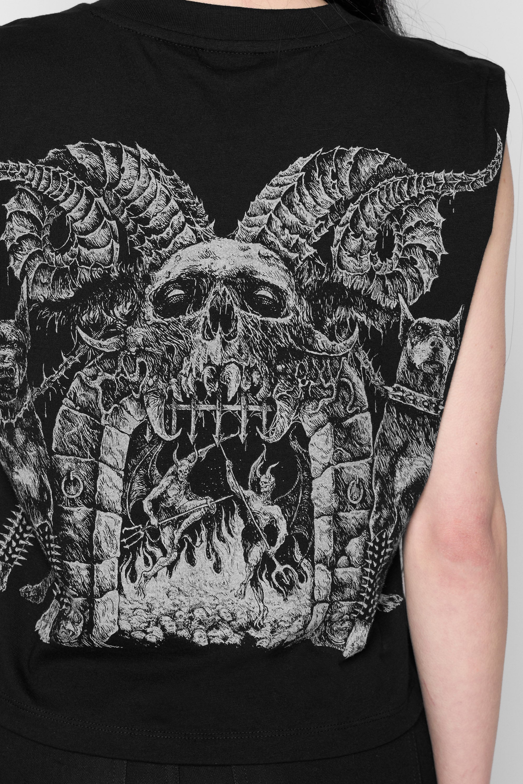 Erebus Cropped Tank - Image 5
